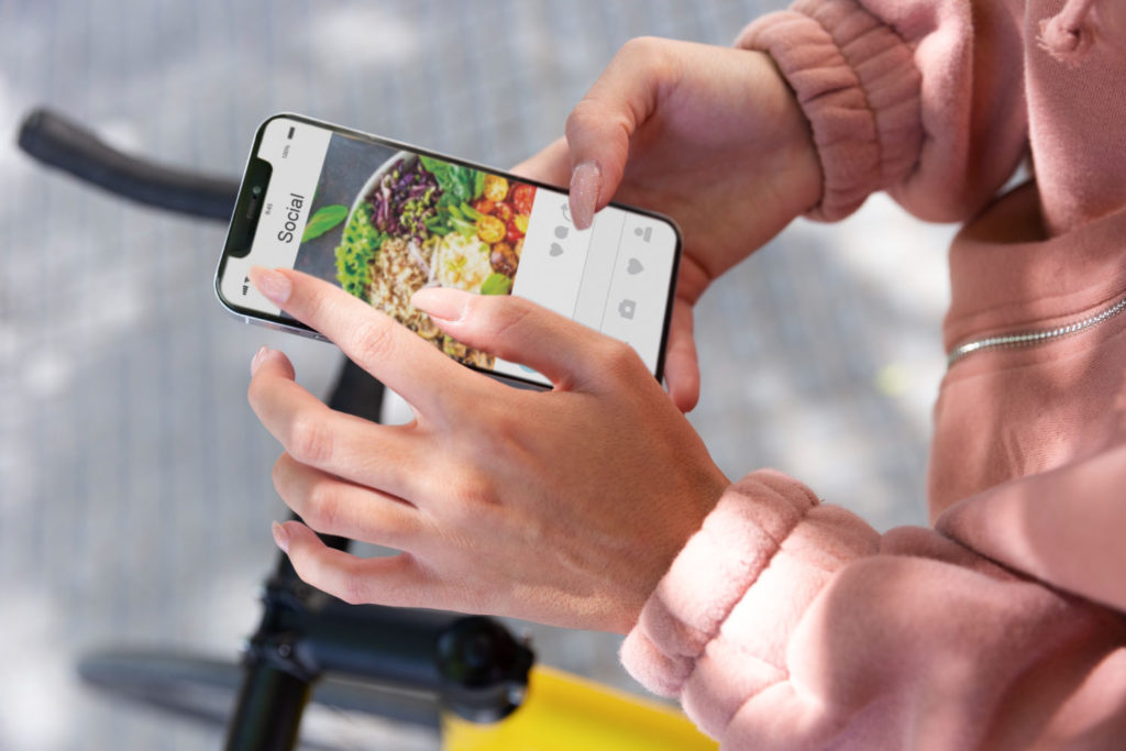Smartfony Apple iPhone 12 umożliwiają wykonywanie fantastycznych zdjęć, a także robienie niesamowitych filmów